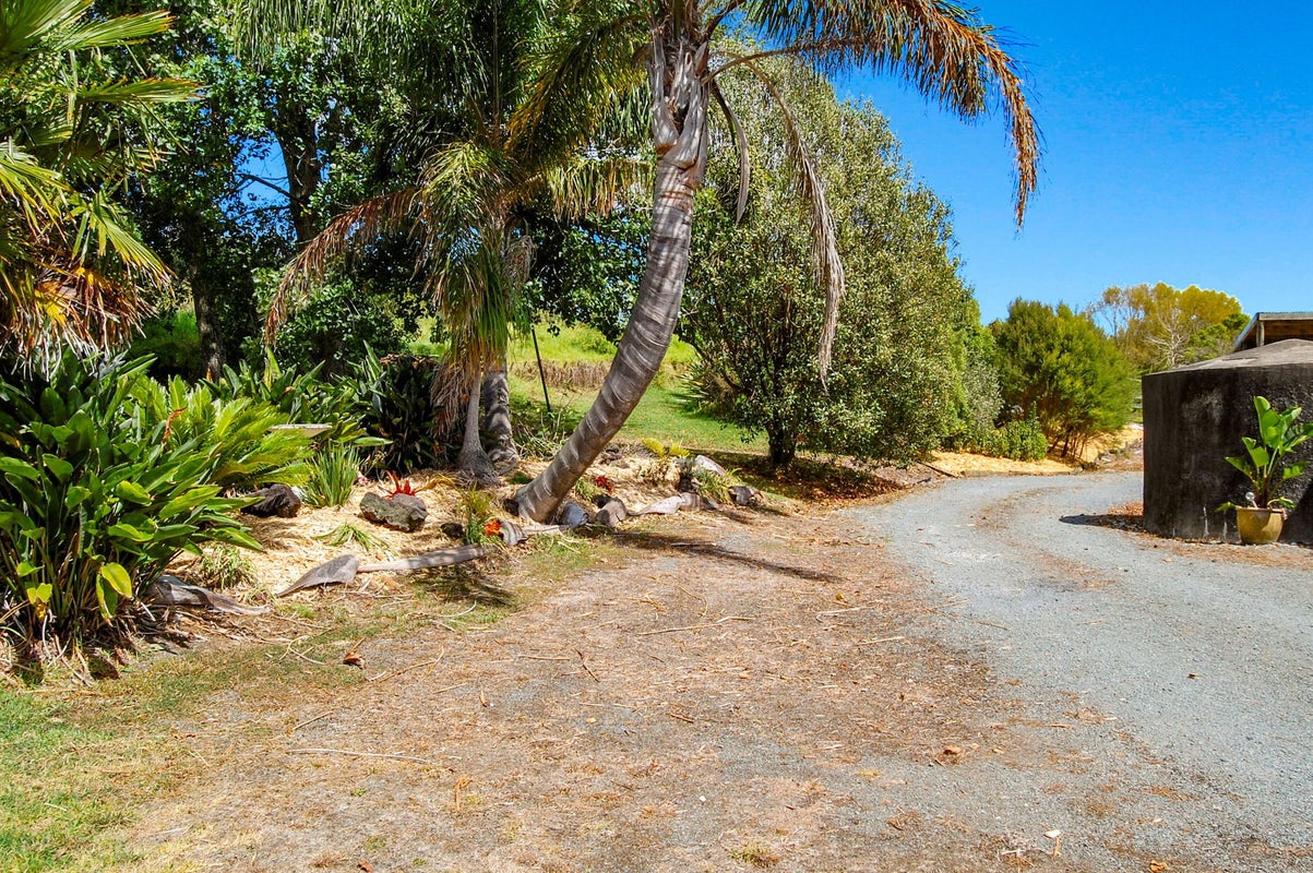 1180 Oneriri Road, Kaiwaka - Carousel 34