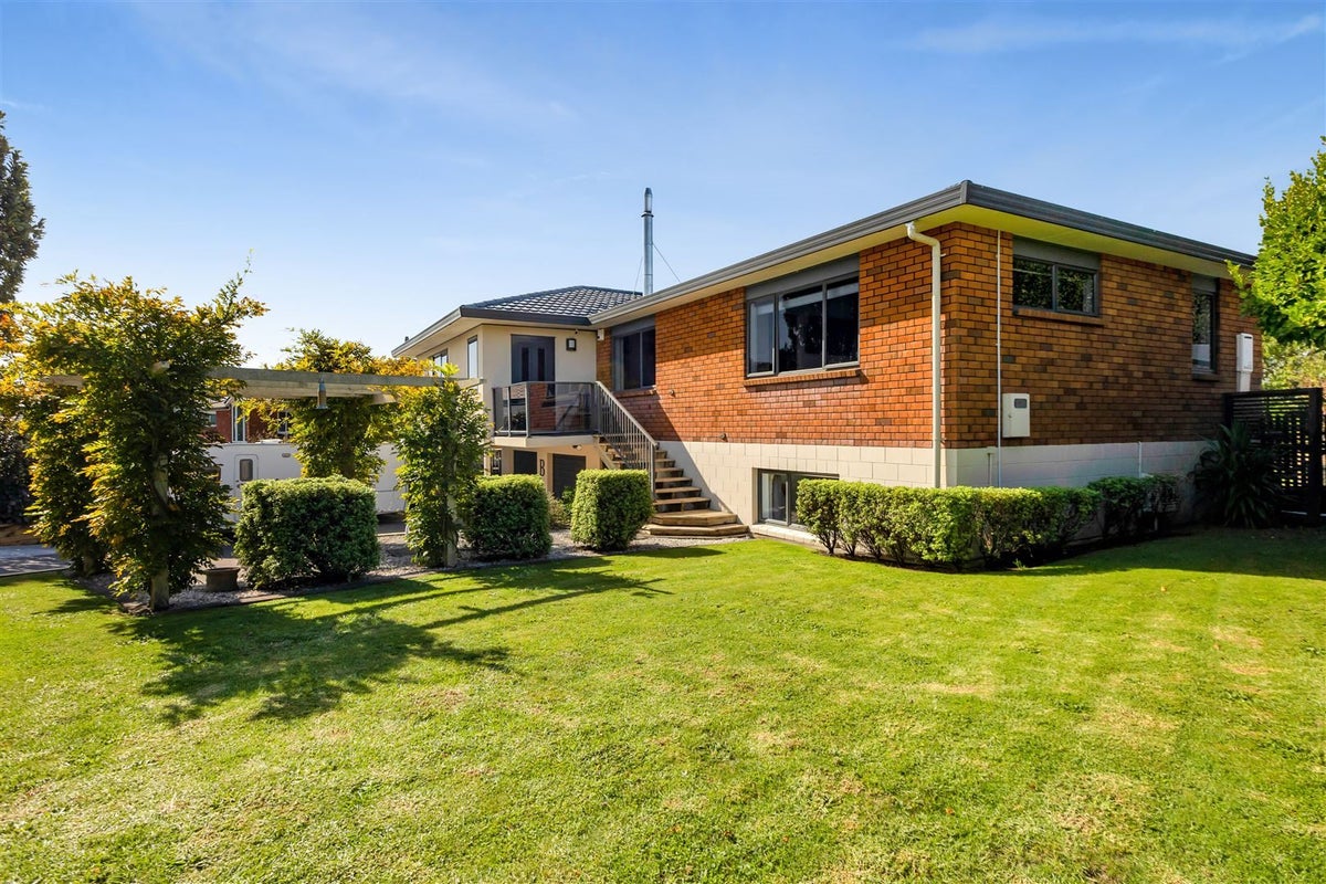 1B Silvan Place, Bell Block, New Plymouth - Carousel 42