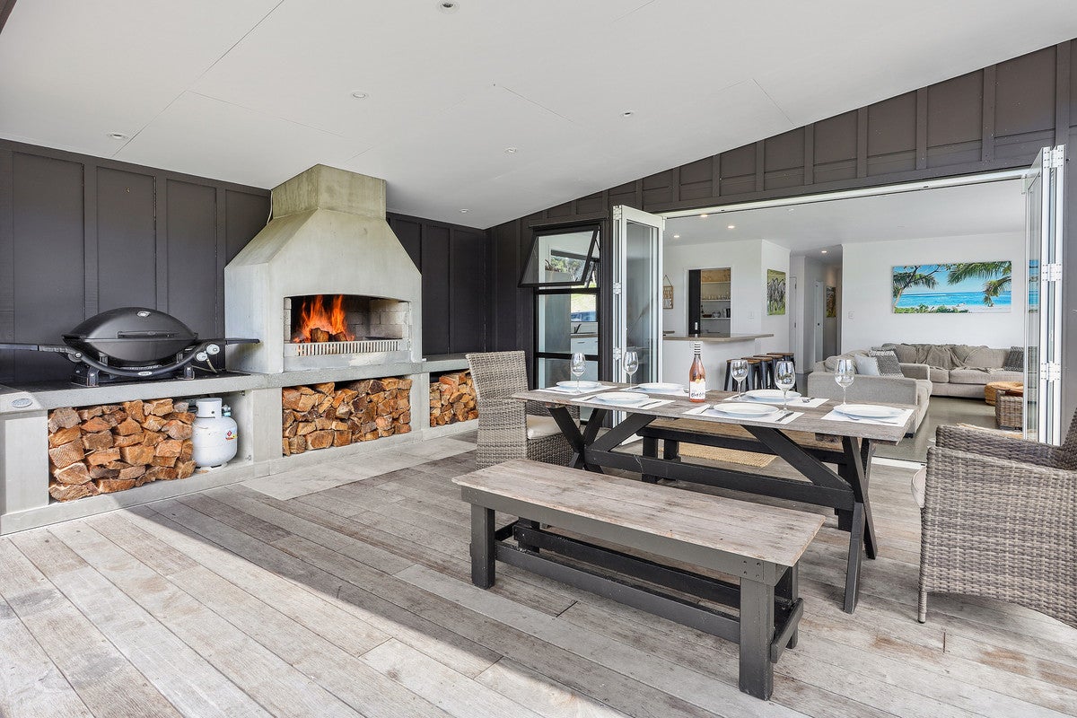 90 Spioenkop Road, Kaiwaka - Carousel 2