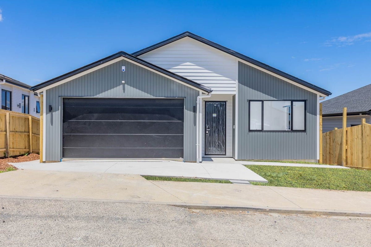13 Nola Dawn AVE, Papakura, Papakura - Carousel 1
