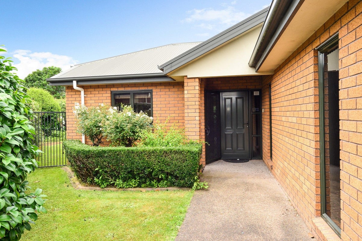 3 Callum Court, Rototuna, Hamilton - Carousel 1