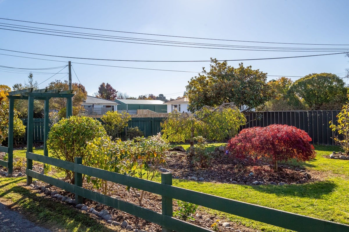 25 French Street, Lansdowne, Masterton - Carousel 2