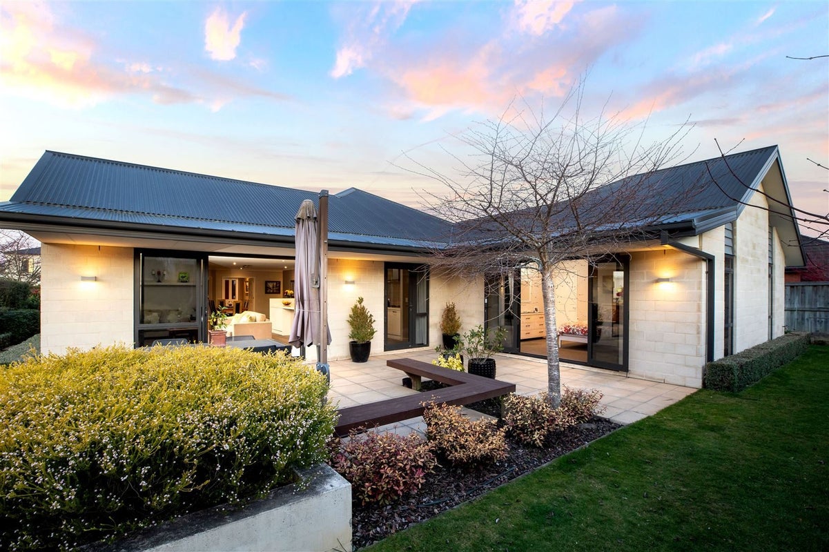 51 Glen Oaks Drive, Northwood, Christchurch - Carousel 20