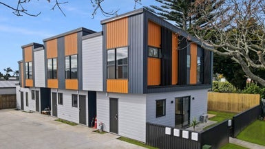 37 Martin Road, Manurewa, Auckland - Carousel 1