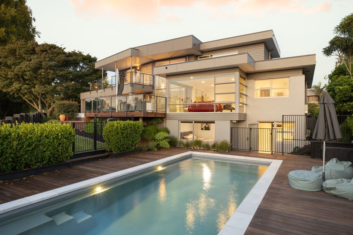 809 River Road, Chartwell, Hamilton - Carousel 1