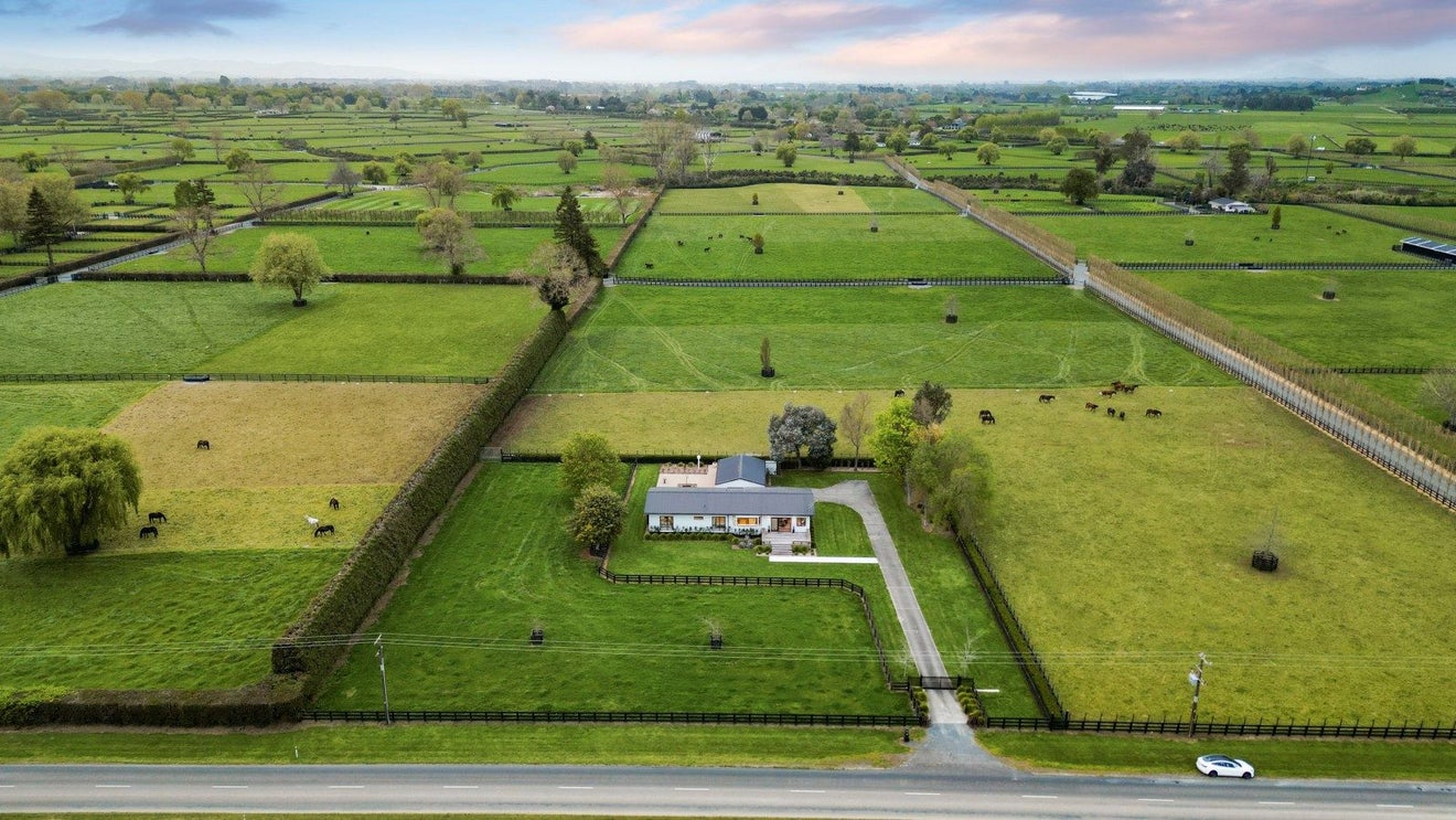 389 Pickering Road, Tamahere, Hamilton - Carousel 1