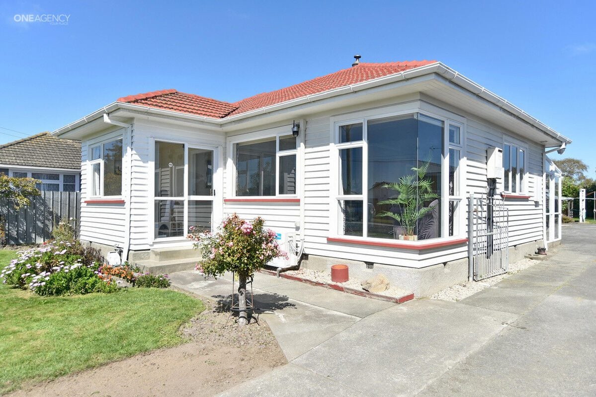 19 Belfast Road, Belfast, Christchurch - Carousel 1