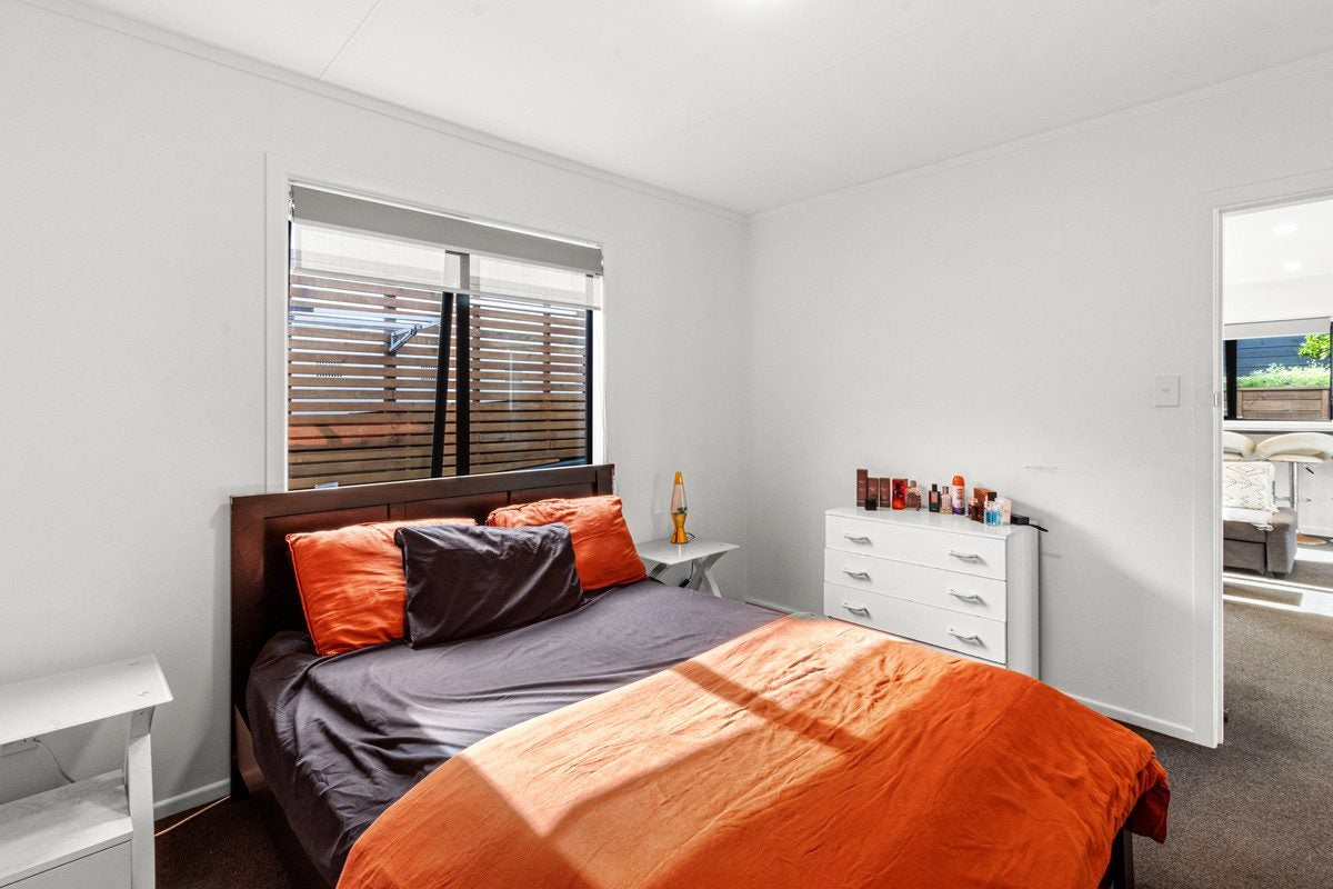17 Parsons Street, Vogeltown, New Plymouth - Carousel 13