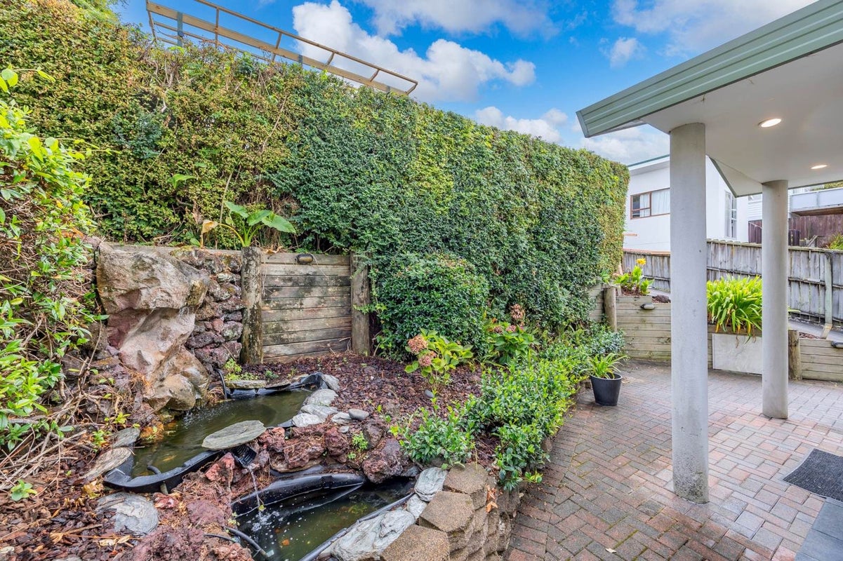 2/32 Spencer Road, Pinehill, Auckland - Carousel 2