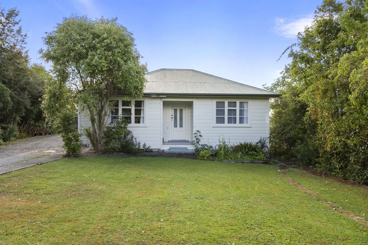 20 Thrush Street, Taihape, Taihape - Carousel 1
