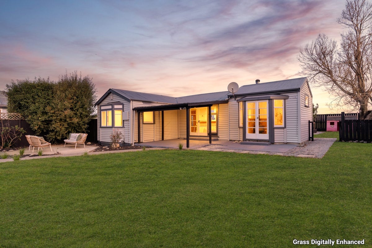 1 Geisha Road, Waikuku, Rangiora - Carousel 2