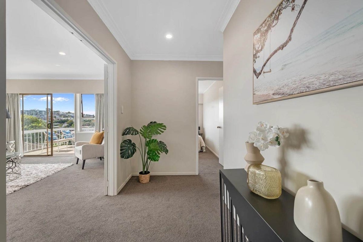 1/8 Yattendon Road, St Heliers, Auckland - Carousel 2