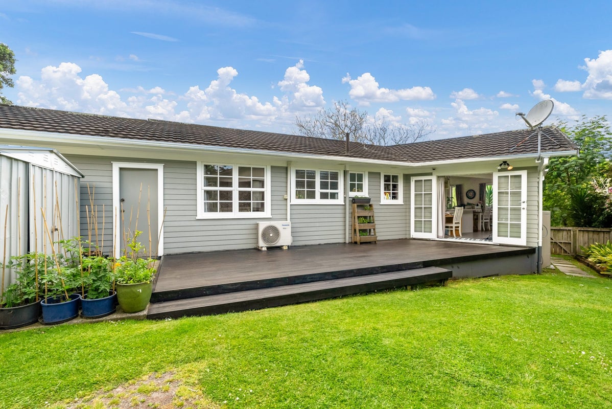 11 Parkland Crescent, Kamo, Whangarei - Carousel 2