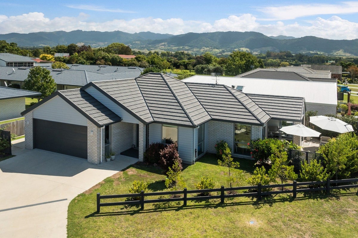 7 Eastbank Drive, Katikati, Katikati - Carousel 2