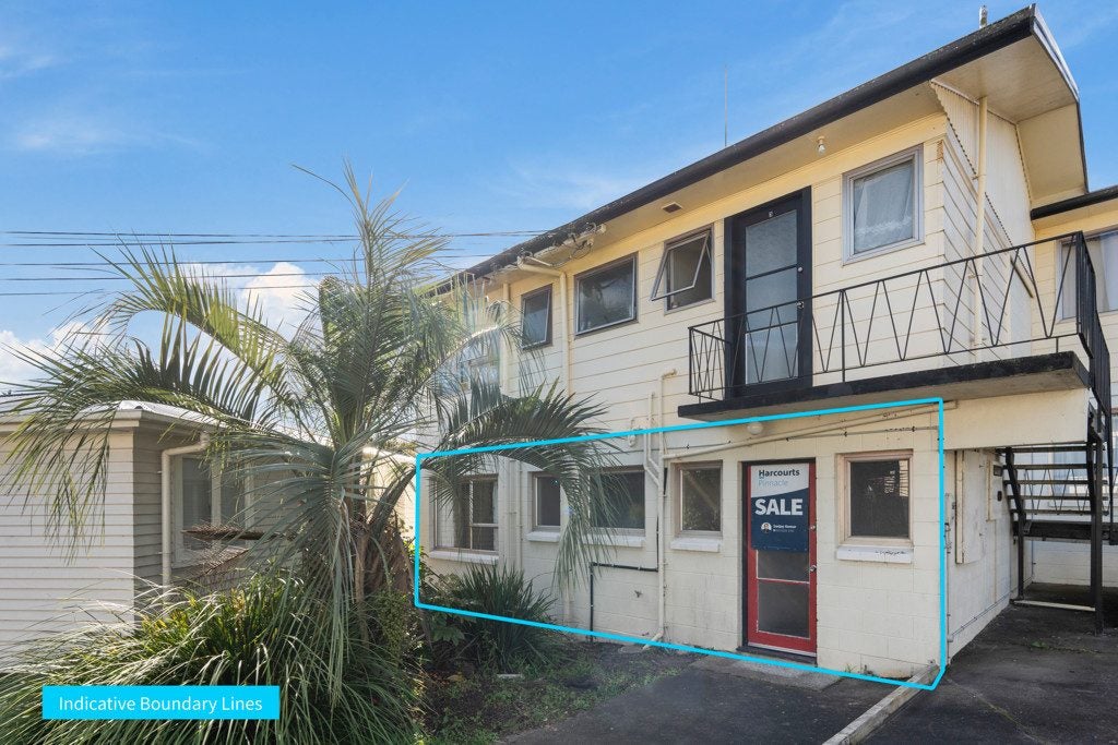 2/31 Blease Street, New Lynn, Waitakere City, Auckland - Carousel 1