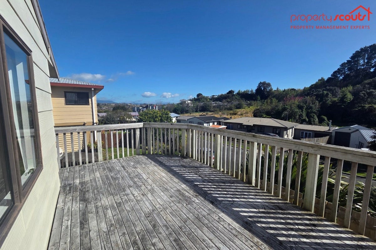 84A Jonathon Street, Brookfield, Tauranga - Carousel 1