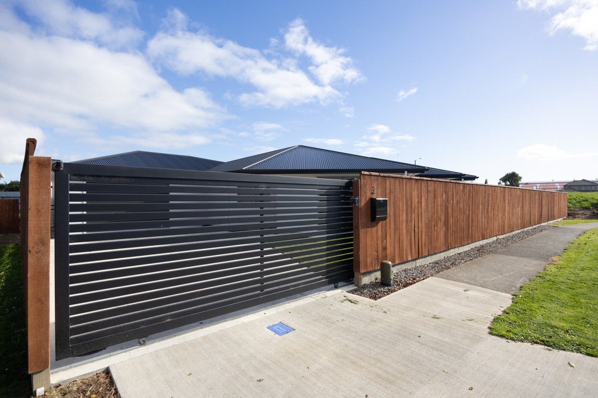 2C Seddon Street, Takaro, Palmerston North - Carousel 18