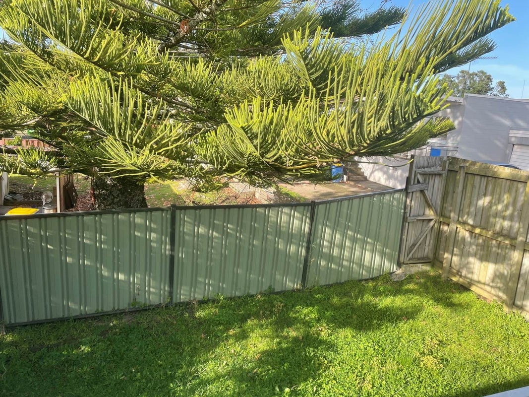 2/90 Titirangi Road, New Lynn, Auckland - Carousel 6