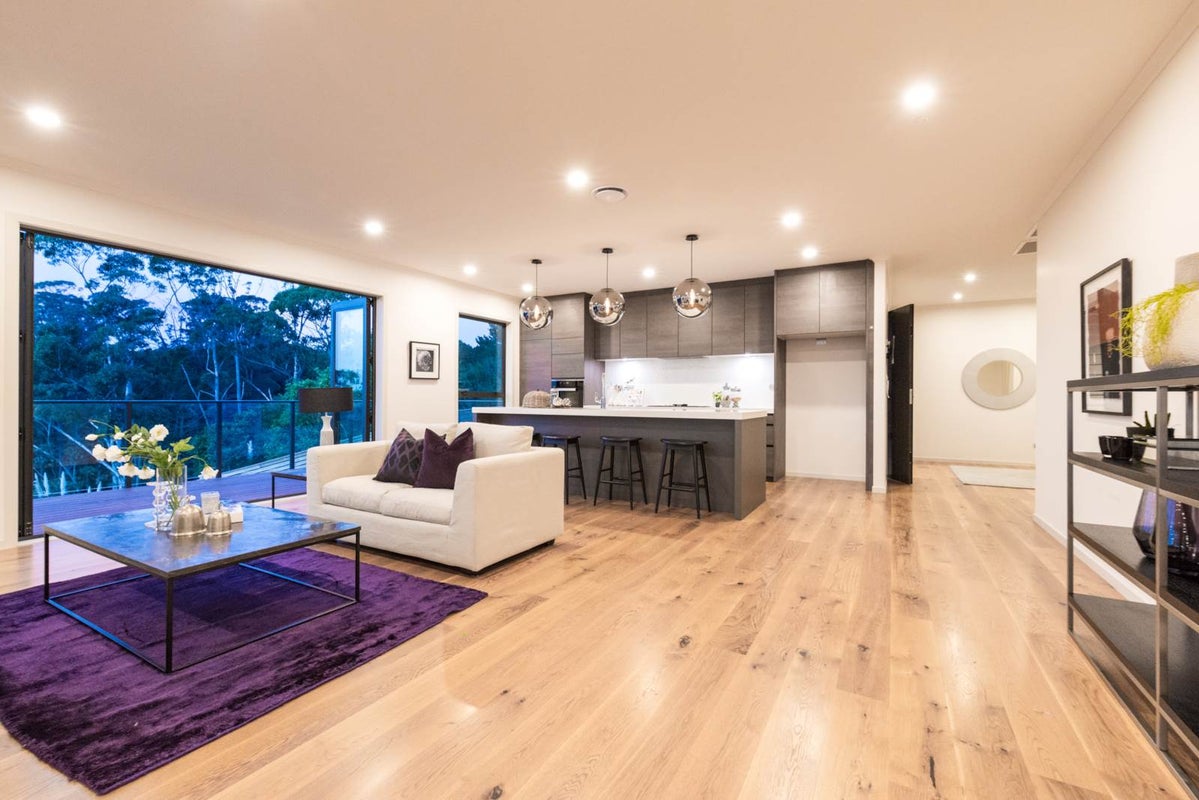 422 REDOUBT RD, Totara Park, Auckland - Carousel 1