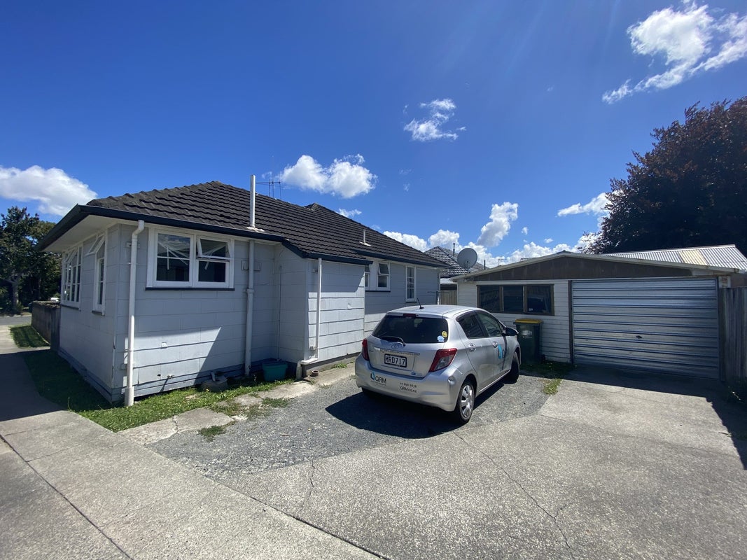 12 Willis Street, Bader, Hamilton - Carousel 2