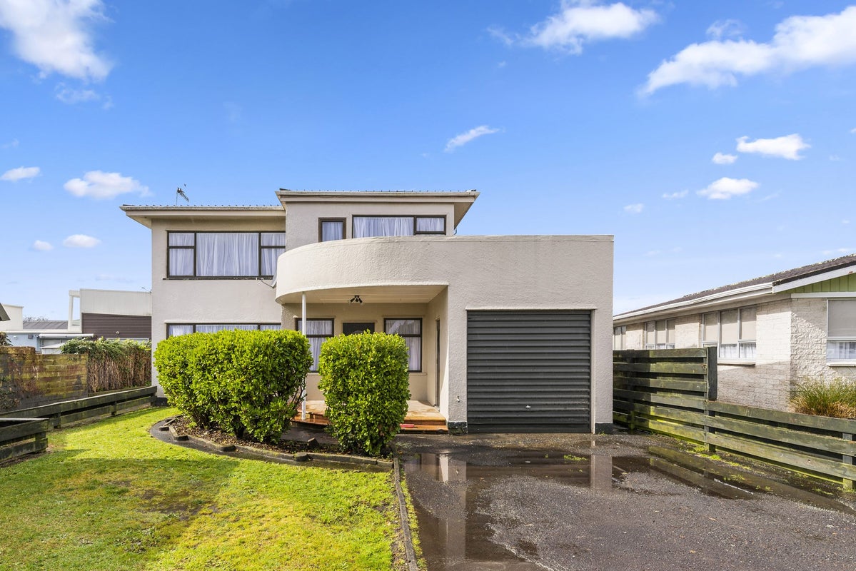 12A Phillip Street, Victoria, Rotorua - Carousel 1