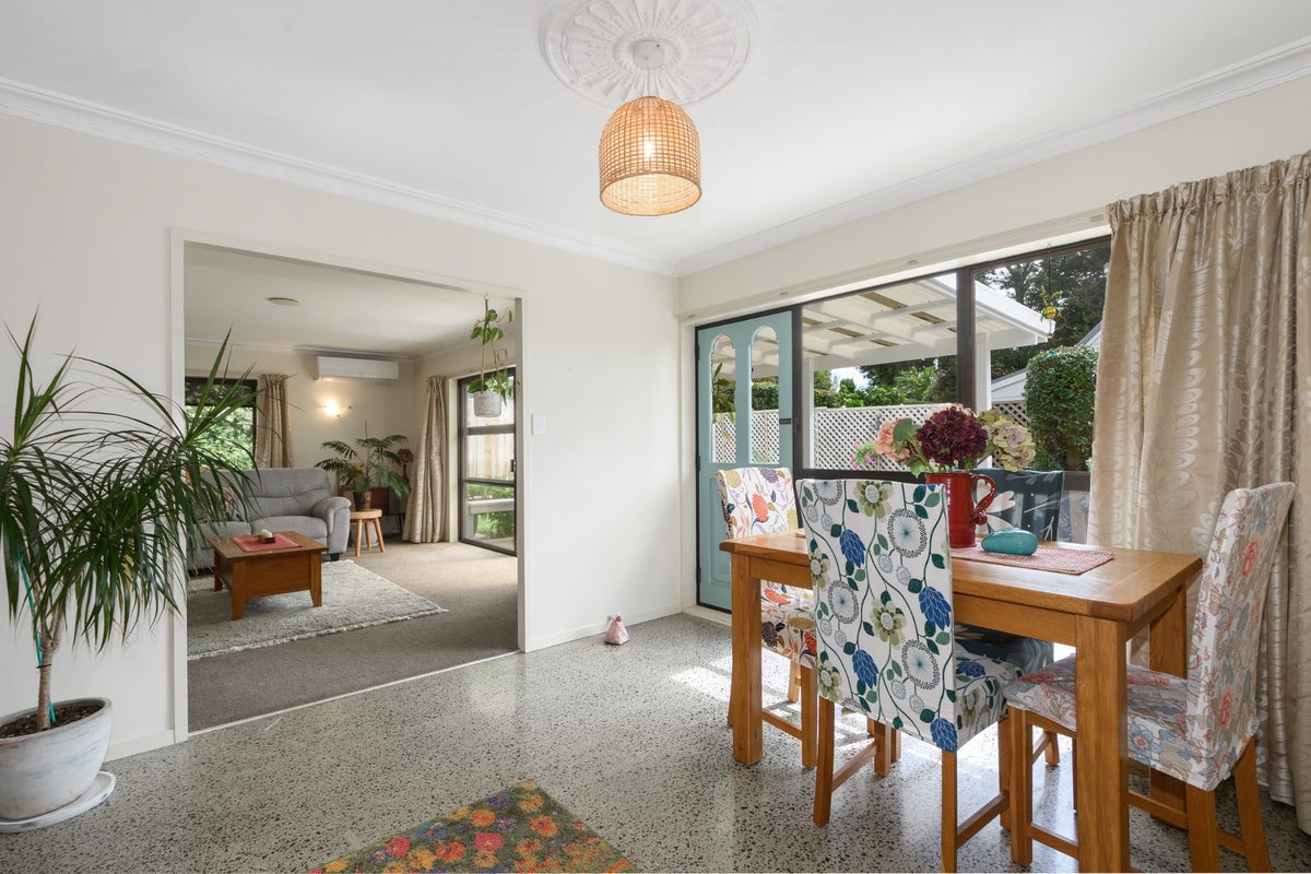 15B Burrows Street, Tauranga South, Tauranga - Carousel 2