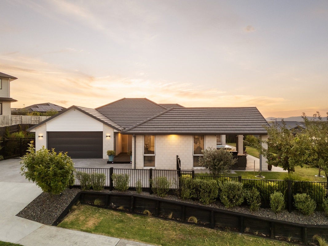 21 Brywood Rise, Flagstaff, Hamilton - Carousel 2