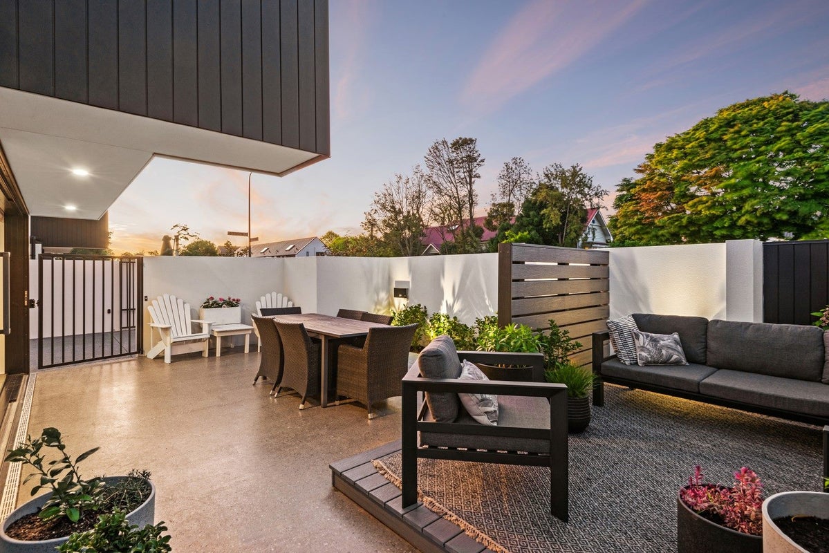 42 Merivale Lane, Merivale, Christchurch - Carousel 2
