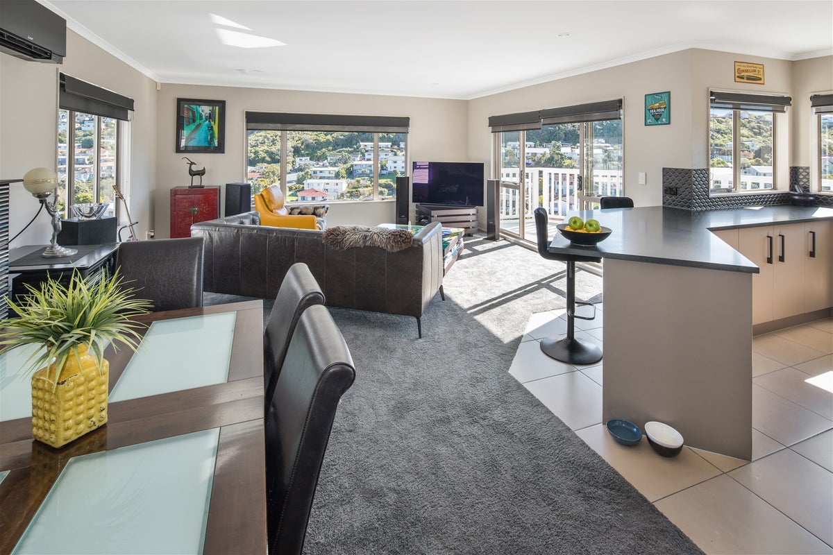 15 Birch Street, Johnsonville, Wellington - Carousel 1