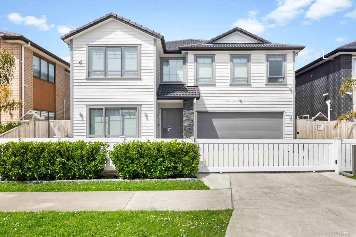 9 Drumconnell drive, flat bush, Auckland - Carousel 2