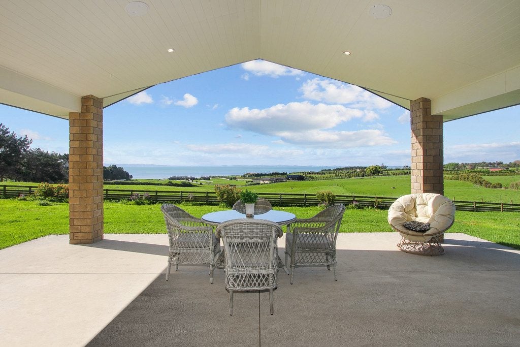 205 Clarks Beach Road, Pukekohe - Carousel 1