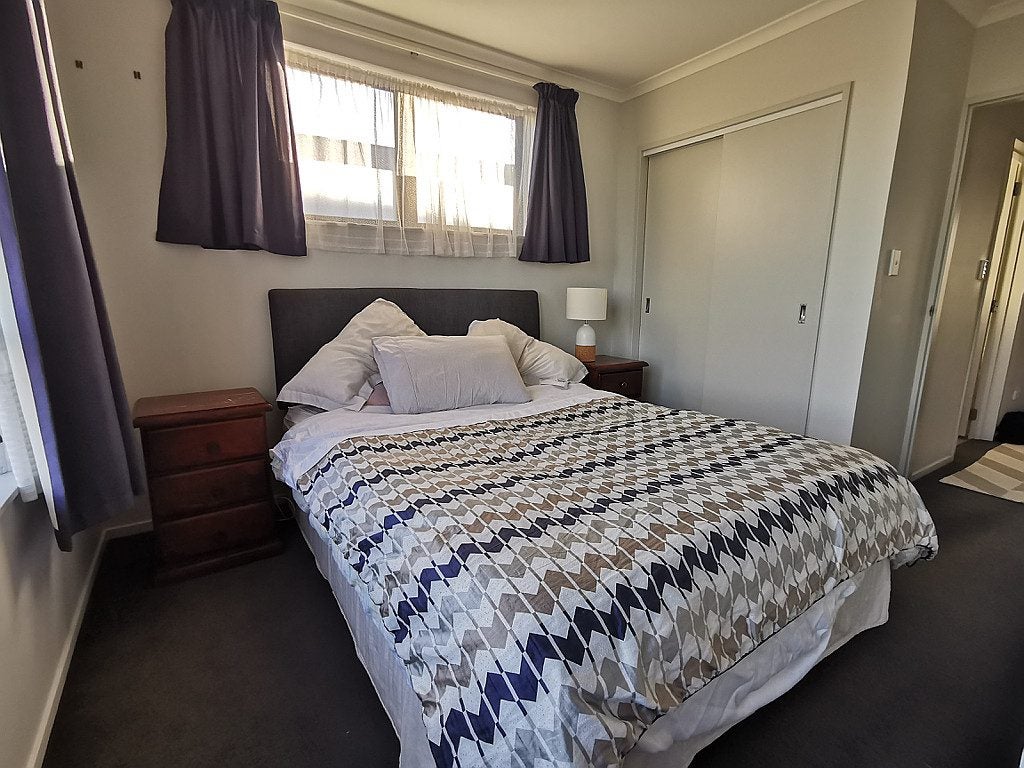 35 Tonuitanga Street, Weymouth, Auckland - Carousel 7