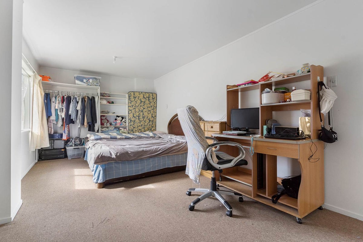 22 Hamilton Place, Glenfield, Auckland - Carousel 11