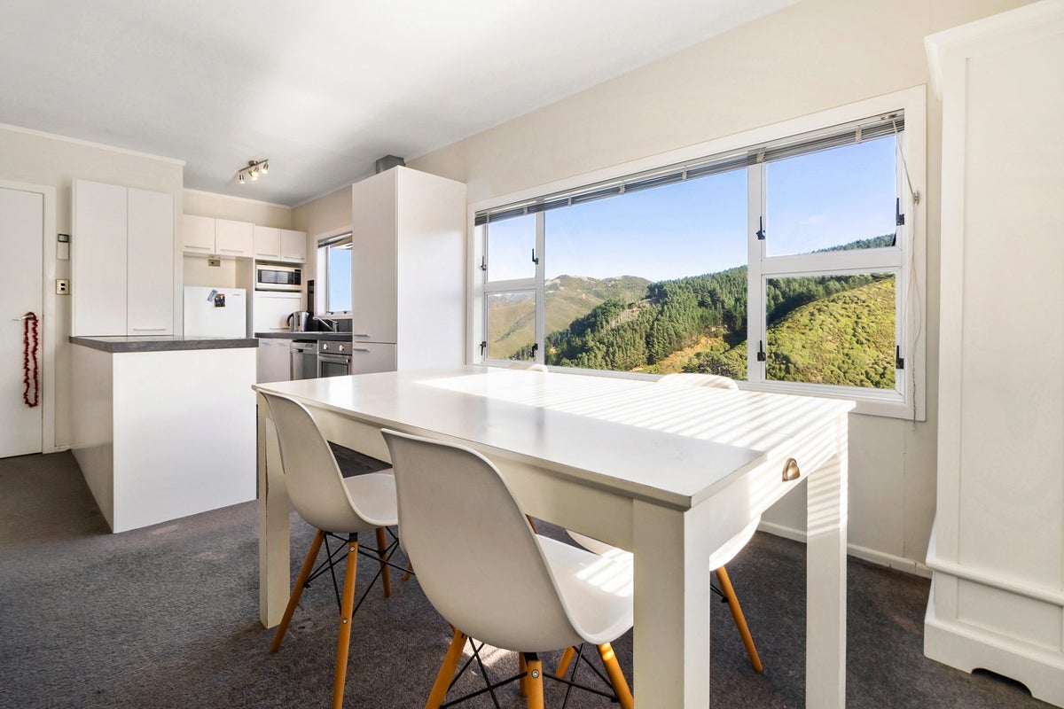 11B Clinton Way, Kingston, Wellington - Carousel 2