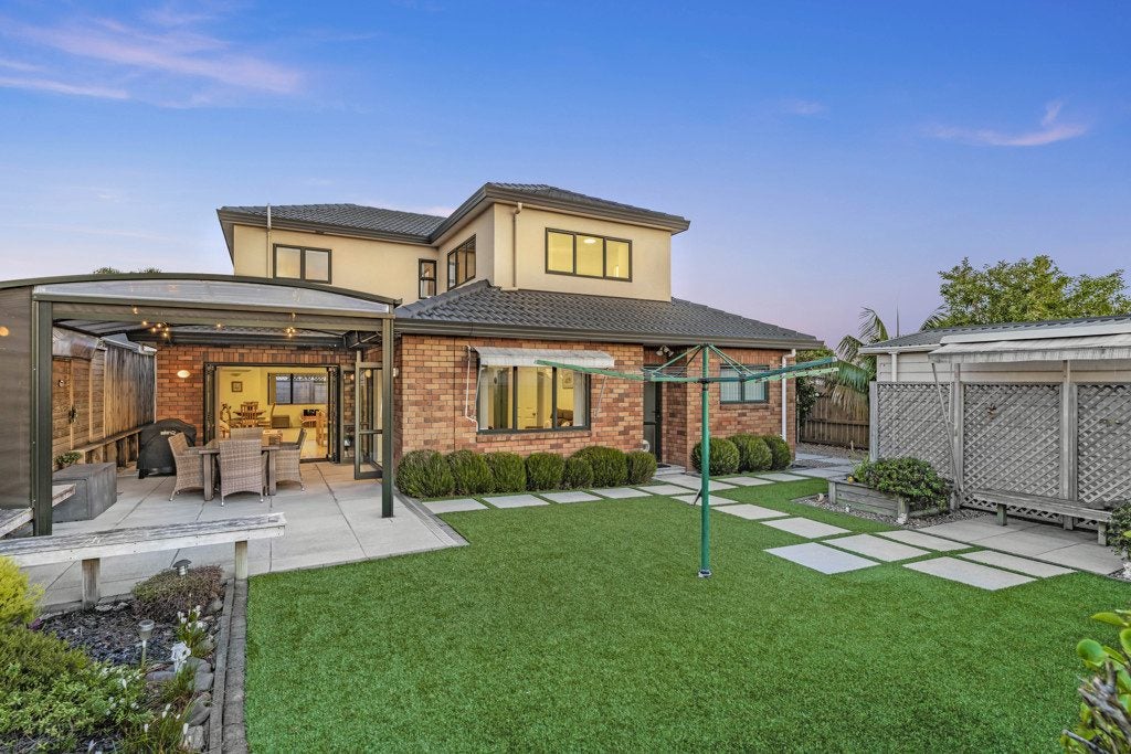 53 Ruawai Road, Mount Wellington, Auckland - Carousel 1
