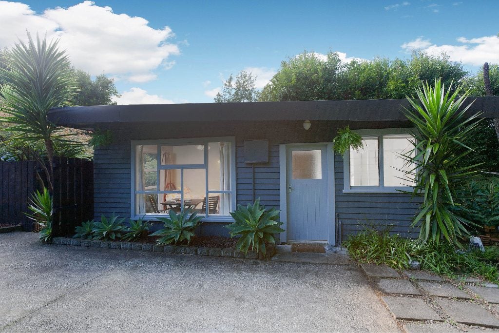 240 Godley Road, Titirangi, Auckland - Carousel 2