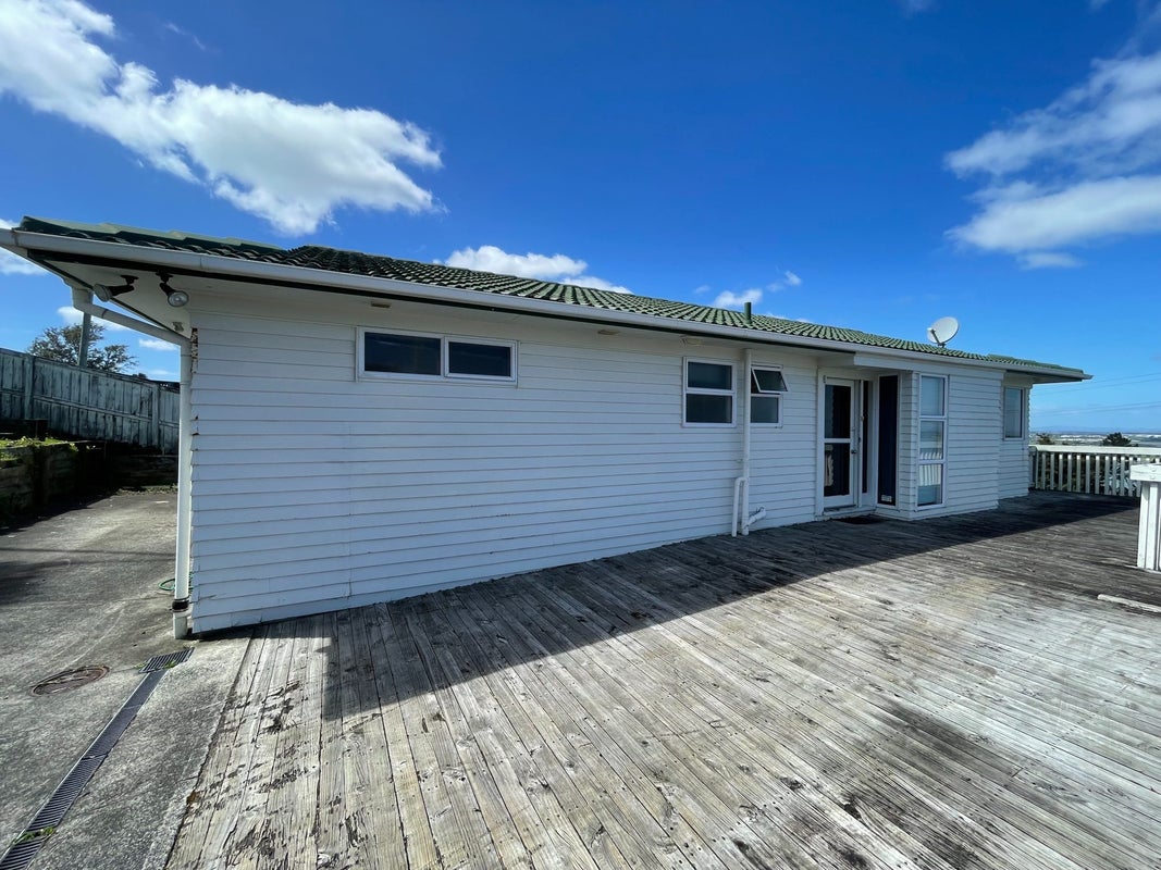 322A Hillsborough Road, Hillsborough, Auckland - Carousel 1
