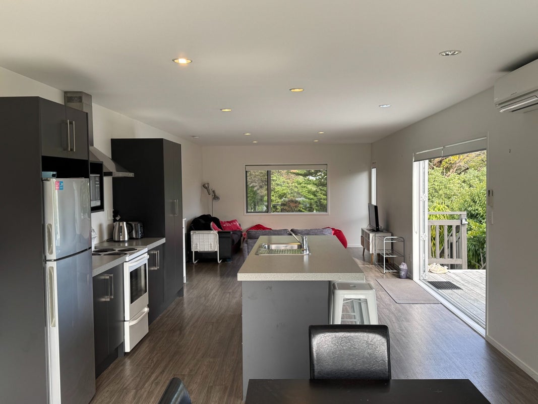 57 Hamilton Road, Surfdale, Waiheke Island - Carousel 2