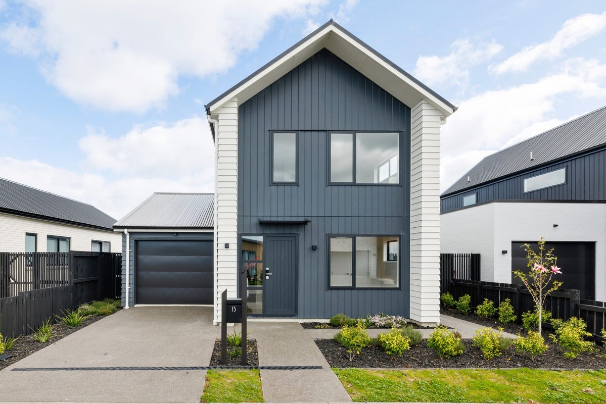 15 Guillaume Street, Chartwell, Hamilton - Carousel 1