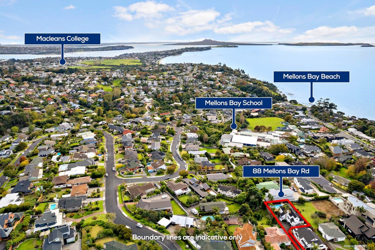 88 Mellons Bay Road, Mellons Bay, Auckland - Carousel 1