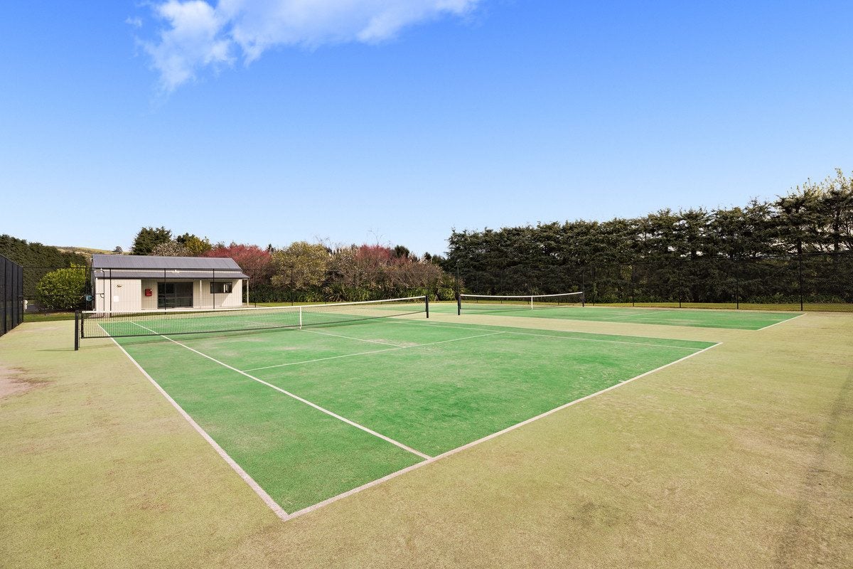 21 Te Karaka Drive, Te Puna, Tauranga - Carousel 2