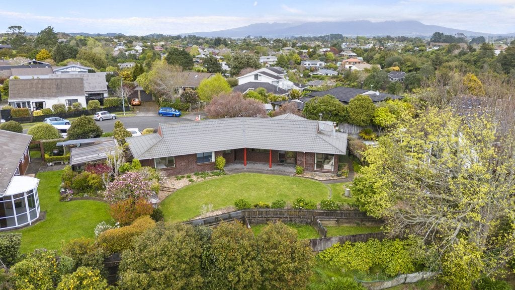 12 Tamati Place, Merrilands, New Plymouth - Carousel 21