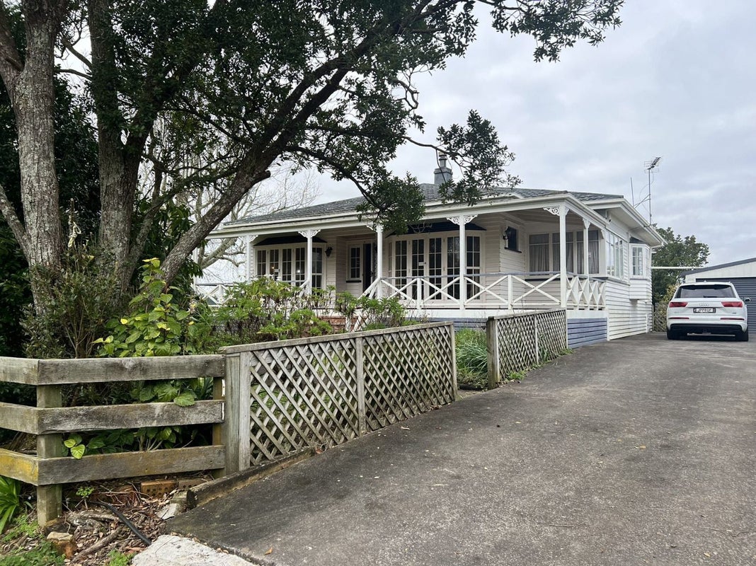 671 Karaka Road, Karaka, Papakura - Carousel 2