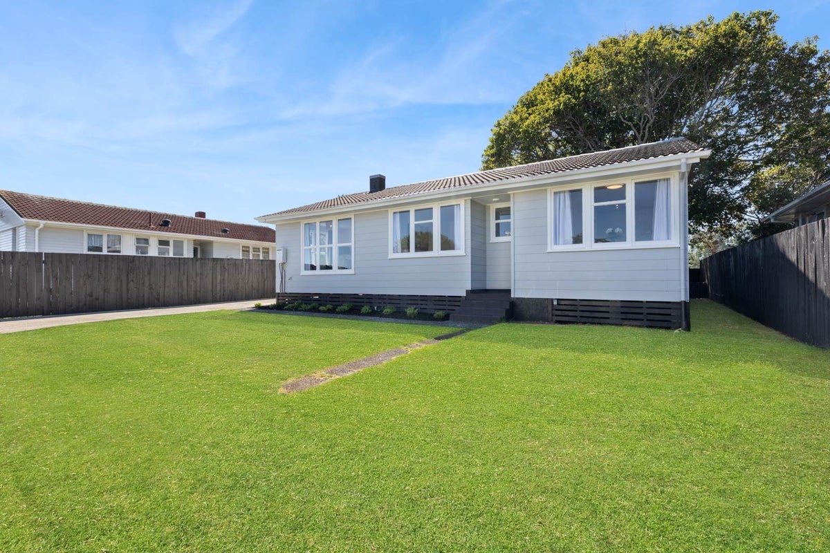 63 Bader Drive, Mangere, Auckland - Carousel 2