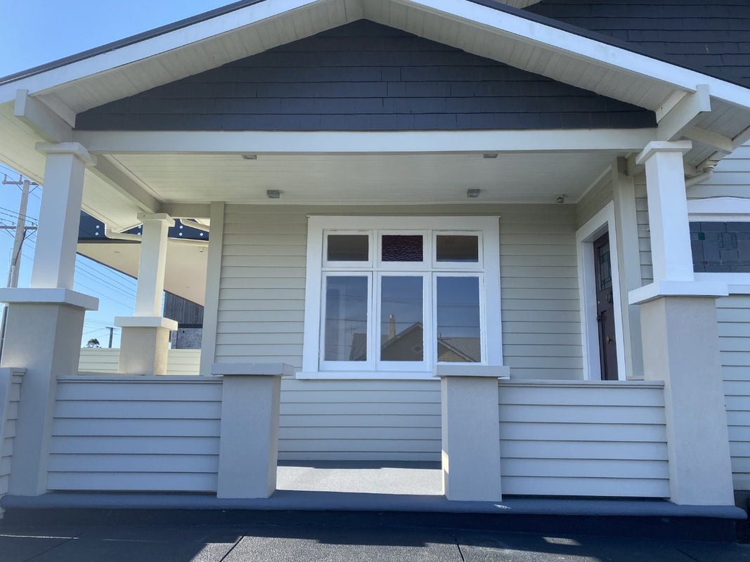 31 Beach Street, Fitzroy, New Plymouth - Carousel 2