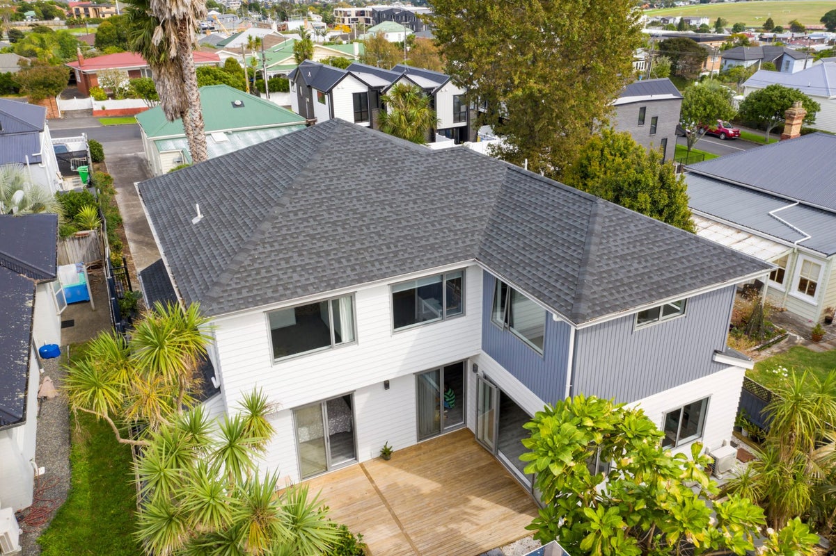 26A Walsall Street, Avondale, Auckland - Carousel 1