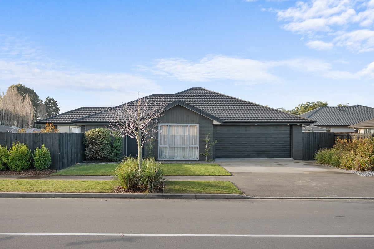 17 Brusio Drive, Wigram, Christchurch City, Canterbury - Carousel 1