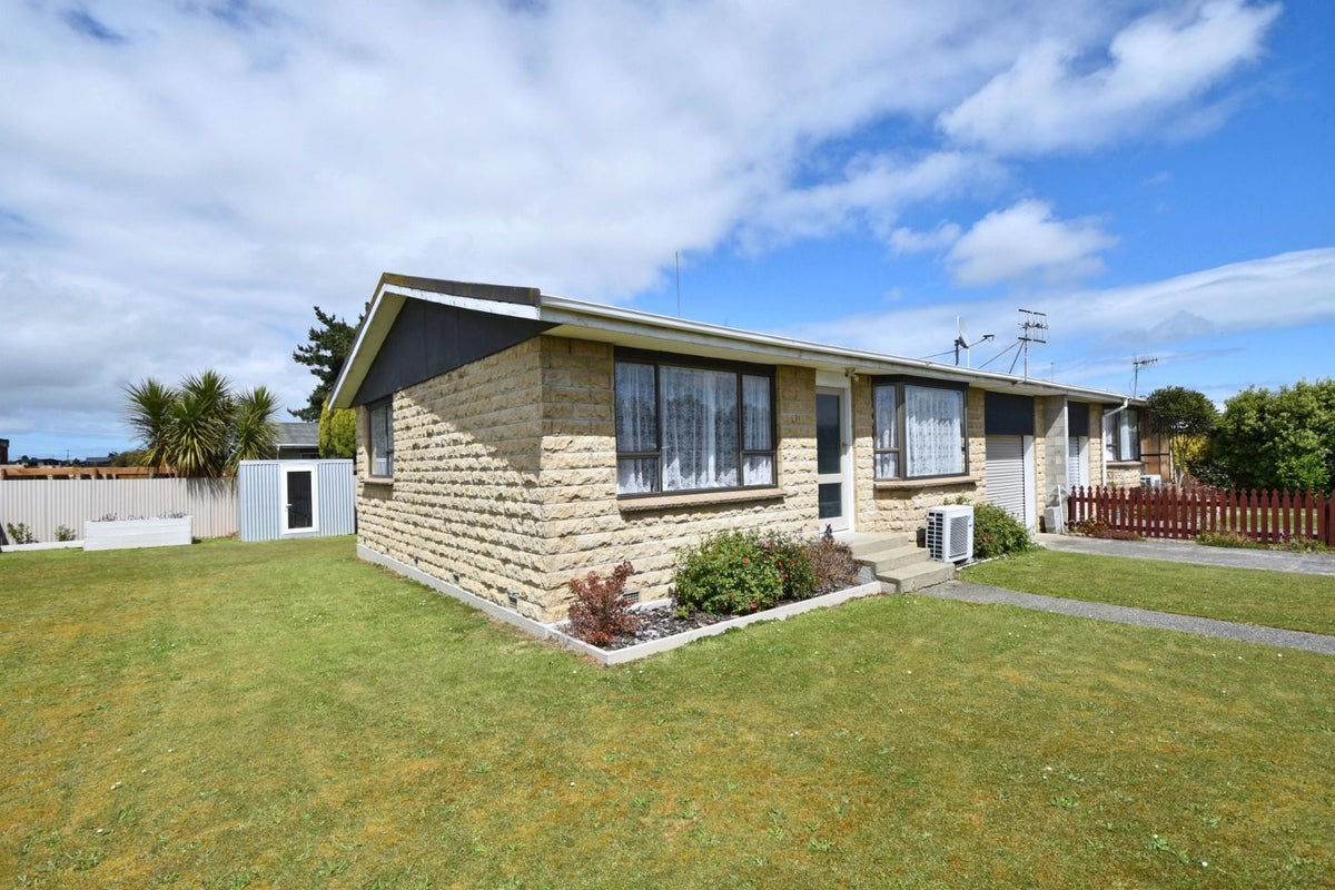 1/135 Vernon Street, Kingswell, Invercargill - Carousel 1