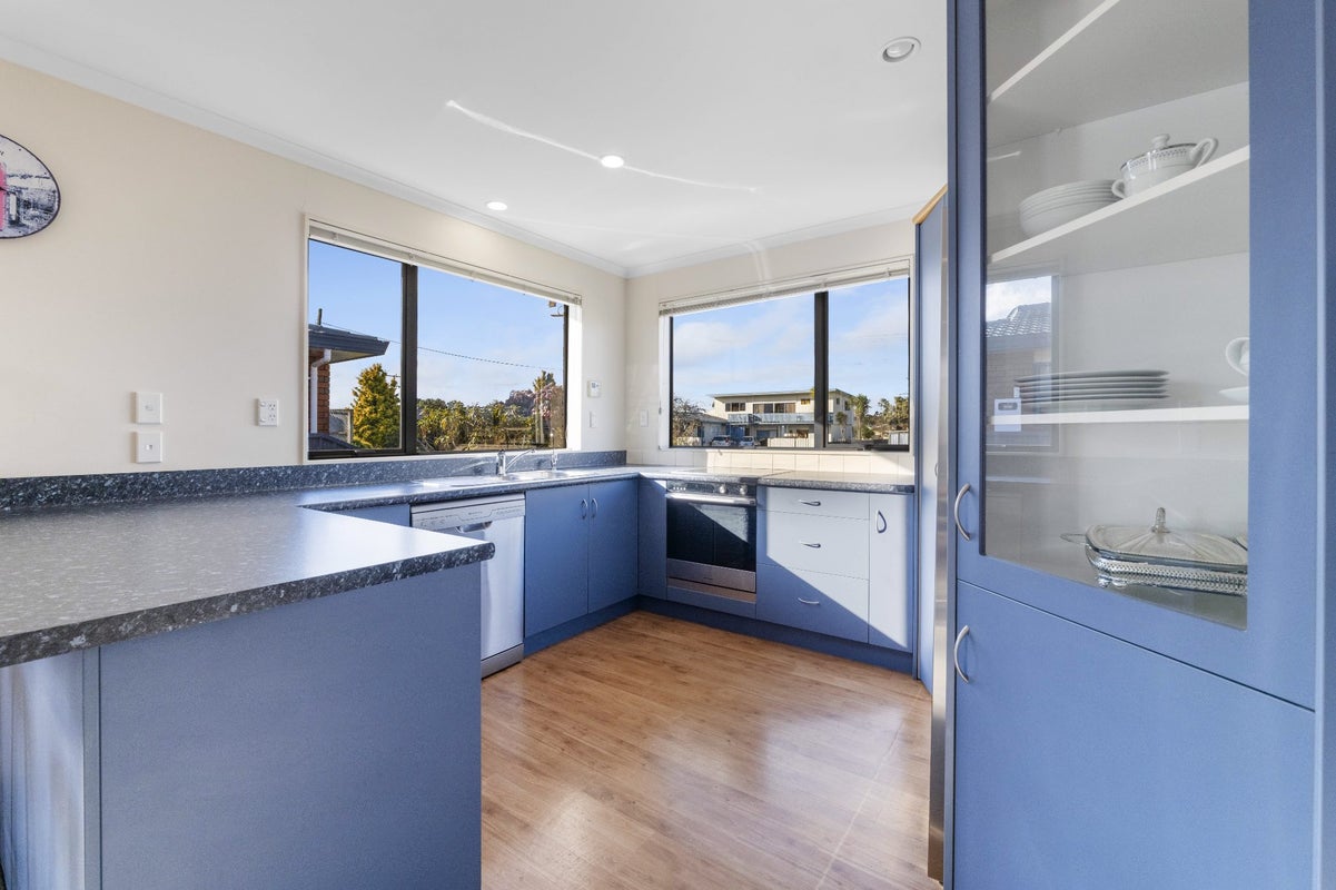 9A Juliet Street, Stratford - Carousel 2