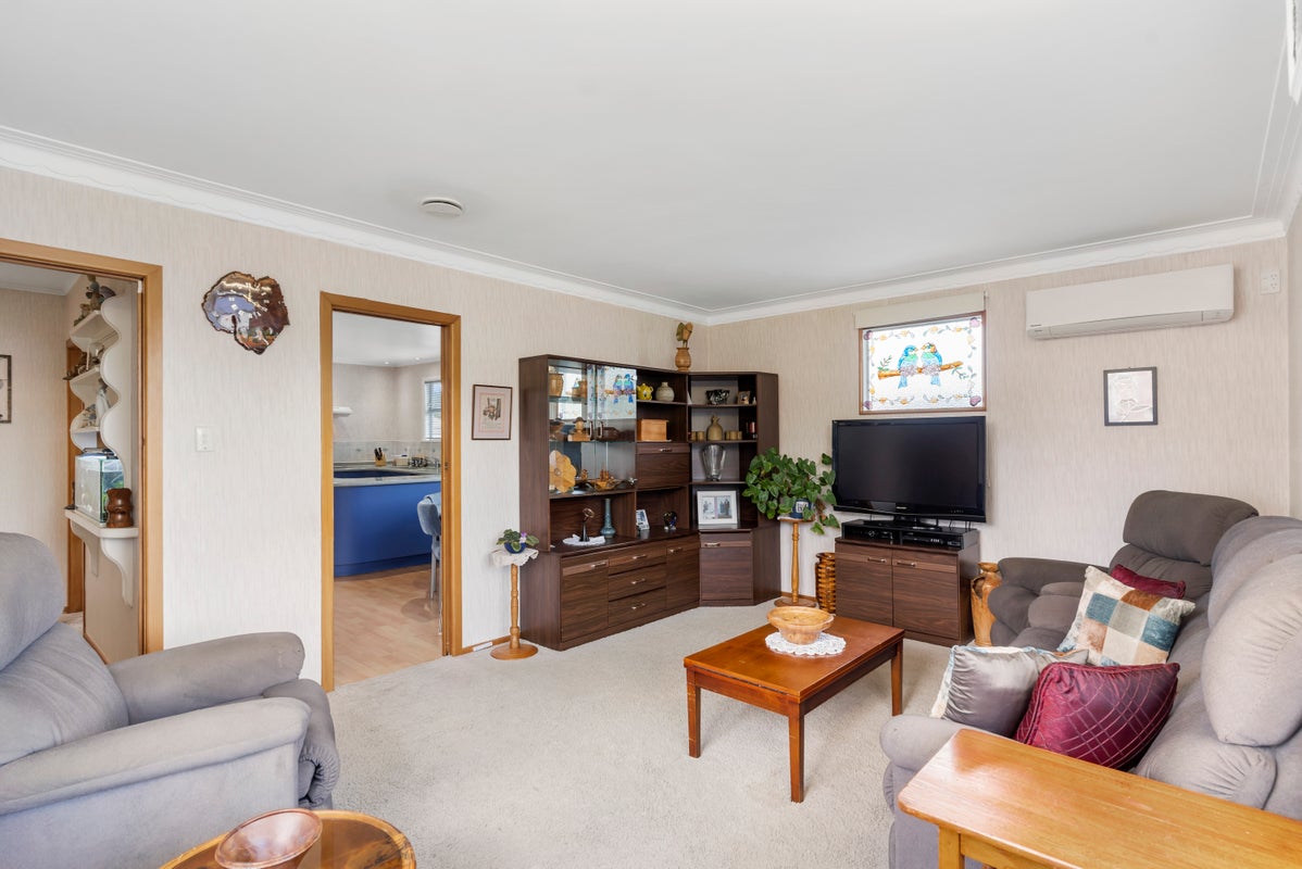4 Ivy Place, Birkdale, Auckland - Carousel 2